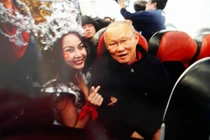 Đại diện Lại Thanh Hương khẳng định được thuê làm người mẫu