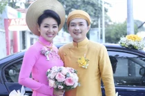 Đám cưới Lê Khánh: Chú rể đi đón dâu từ 3h sáng