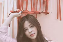 MC Cao Vy mở lại facebook, đáp trả những lời xỉa xói