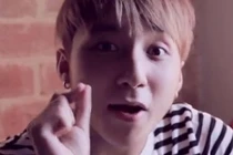 Sơn Tùng MTP dễ thương “đòi quà” fan dịp sinh nhật