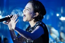 Thu Minh hát trong đám cưới Dương Khắc Linh - Sara Lưu