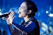 Thu Minh hát trong đám cưới Dương Khắc Linh - Sara Lưu