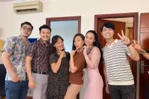 Ảnh hậu trường cười nghiêng ngả của dàn sao "Hương vị tình thân"