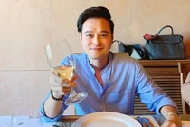 Ca sĩ Quang Vinh thổ lộ đang yêu, đồng nghiệp ùa vào chúc mừng