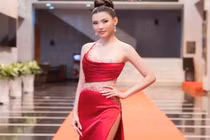 Vừa khoe giảm cân, Thúy Diễm lại lộ vòng 2 như mang bầu