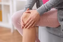 Cách phòng ngừa bệnh xương khớp khi thời tiết chuyển lạnh