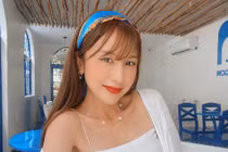 Con gái 25 tuổi xinh đẹp, gợi cảm của NSND Trần Nhượng