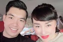 Trương Nam Thành tình tứ bên vợ đại gia hơn 15 tuổi