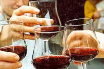 Chủ quán cùng nhân viên uống máu, thề giấu tội ác giết vợ