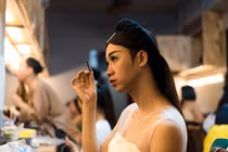 Dàn diễn viên hài miền Nam tất bật diễn kịch trước Tết Canh Tý