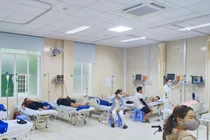 Bộ Y tế chỉ đạo tìm nguyên nhân vụ nghi ngộ độc cơm gà 