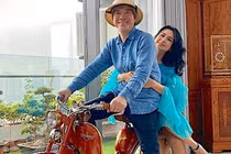 Diva Thanh Lam khoe ảnh tình tứ bên bạn trai bác sĩ