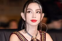 Thùy Tiên phản hồi trước tranh cãi quyên góp từ thiện cho miền Trung