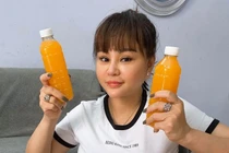 Ế show mùa Covid-19, sao Việt đổ xô bán hàng online: Có gì sai mà chửi?