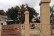 Người nhà sản phụ bức xúc vì bác sỹ tắc trách