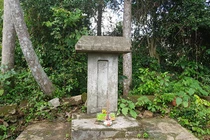 Tấm bia đá cổ răn dạy con cháu của vị quan thanh liêm