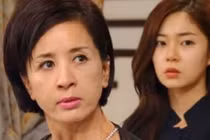 Tôi sắp tái hôn, mẹ chồng cũ đến tặng quà hồi môn