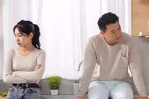 Chồng hay mở tủ lạnh khi về nhà, biết lý do tôi sững người