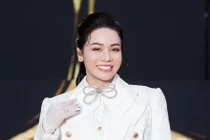 Nhật Kim Anh giàu “khủng”, tình duyên lận đận