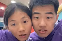 Cặp đôi giống hệt nhau được đề nghị xét nghiệm ADN