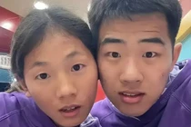 Cặp đôi giống hệt nhau được đề nghị xét nghiệm ADN