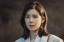 Đến trường đón con phát hiện chuyện bực mình về vợ