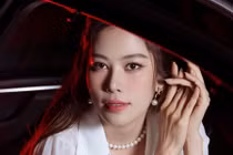 Tình ái lắm thị phi của Hoa khôi Nam Em 