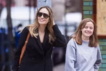 Bất ngờ dung mạo con gái út của Angelina Jolie và Brad Pitt 