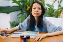 Cuộc sống của cô gái 27 tuổi nặng 27 kg 