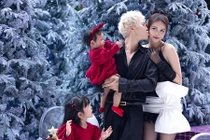 Trương Mỹ Nhân tình tứ bên chồng trẻ trong bộ ảnh đón Giáng sinh