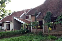 Bố mẹ chồng nợ nần bán nhà cho chúng tôi nhưng không sang tên