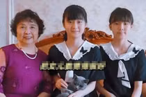 60 tuổi sinh đôi, người phụ nữ cật lực kiếm tiền, có 24 tỷ