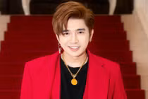 Biết gì về ca sĩ Chi Dân đang gây xôn xao mạng xã hội?