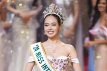 Báo quốc tế rầm rộ đưa tin Thanh Thủy đăng quang Miss International 2024