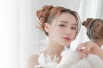 Nhã Phương “cưa sừng làm nghé”, úp mở làm ca sĩ