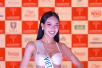 Thanh Thủy diện bikini gợi cảm ở bán kết Miss International 2024