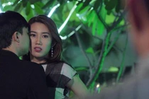 Đi đánh ghen, anh trai tôi van xin vợ đừng ly hôn