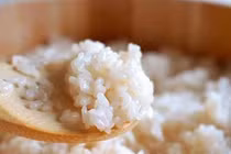 Rủi ro sức khỏe khi ăn cơm nhão nhiều người không biết 