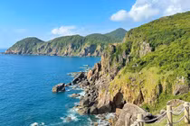 Vẻ đẹp hoang sơ của Phú Yên níu chân du khách 