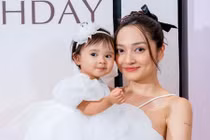 Sự cố “trượt tay” khoe con của Bảo Anh gây bất ngờ năm 2024