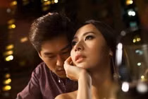 Giận chồng tôi làm quen với trai lạ, chết điếng khi gặp người tình