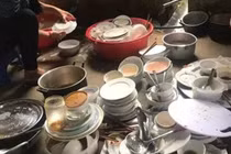 Sợ về quê chồng vì phải rửa cả chục mâm bát