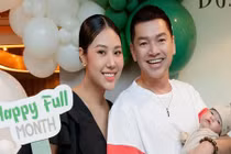 U65 Quang Minh ăn mặc trẻ trung bên bạn gái kém 37 tuổi