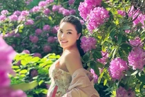 Người mẫu Quỳnh Thư hạ sinh con trai ở Đức