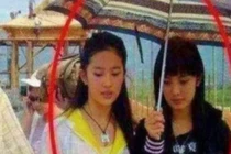 Dương Mịch từng che ô cho Lưu Diệc Phi, 14 năm sau thành sao 