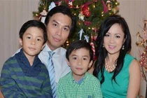 Hôn nhân 20 năm kín tiếng của ca sĩ Mạnh Quỳnh