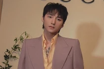 Ủng hộ 1,5 tỷ xây trường, Sơn Tùng tài năng, giỏi kiếm tiền