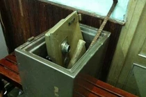 TP.HCM: Trộm viếng thăm nhà đại gia, khoắng vàng, kim cương giá 1,2 tỷ