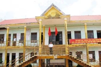 Bị bí thư huyện đánh thức khi ngủ trong giờ làm, công chức xã…nổi đóa