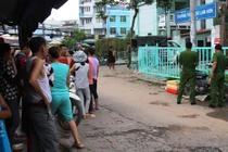 Tranh chỗ bán gia cầm, hai nhóm hỗn chiến kinh hoàng